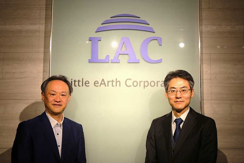 右から、auじぶん銀行 光末 史郎氏、ラック FC3 エバンジェリスト 小森 美武